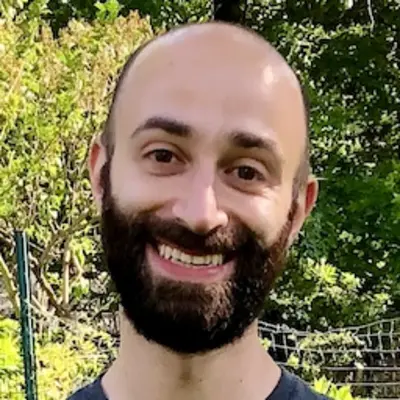 Portrait photo of Alex Dietz