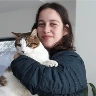 Portrait photo of Jasmine Brazilek