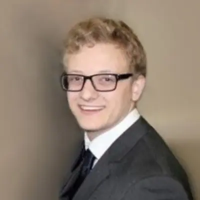 Portrait photo of Miles Tidmarsh